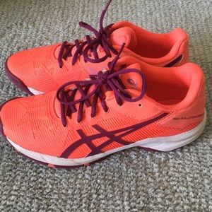 Like-new Asics Sneakers
